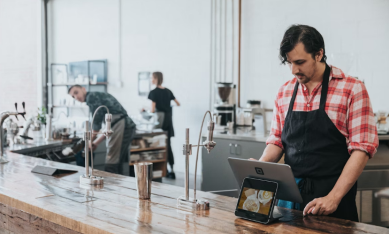 Top Features That Make a Cafe Perfect for Relaxing and Socialising