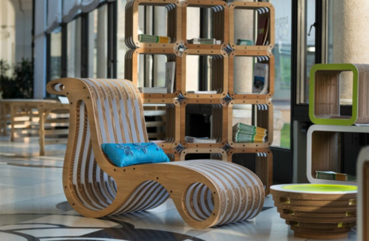 The Future of the Furniture Industry: Innovation, Comfort, and Sustainability
